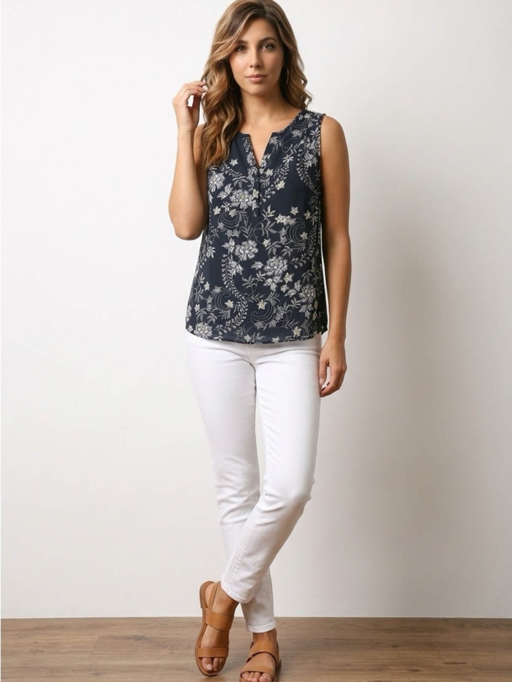 Zac & Rachel Navy Floral Notch-Neck Sleeveless Top NWT Medium
